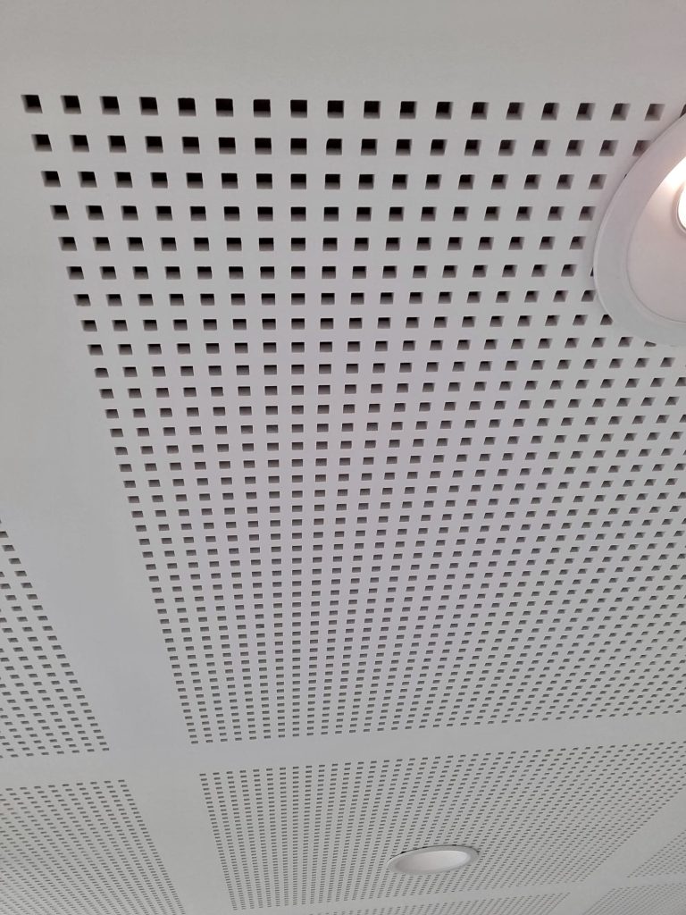 Plafond en isolation acoustique